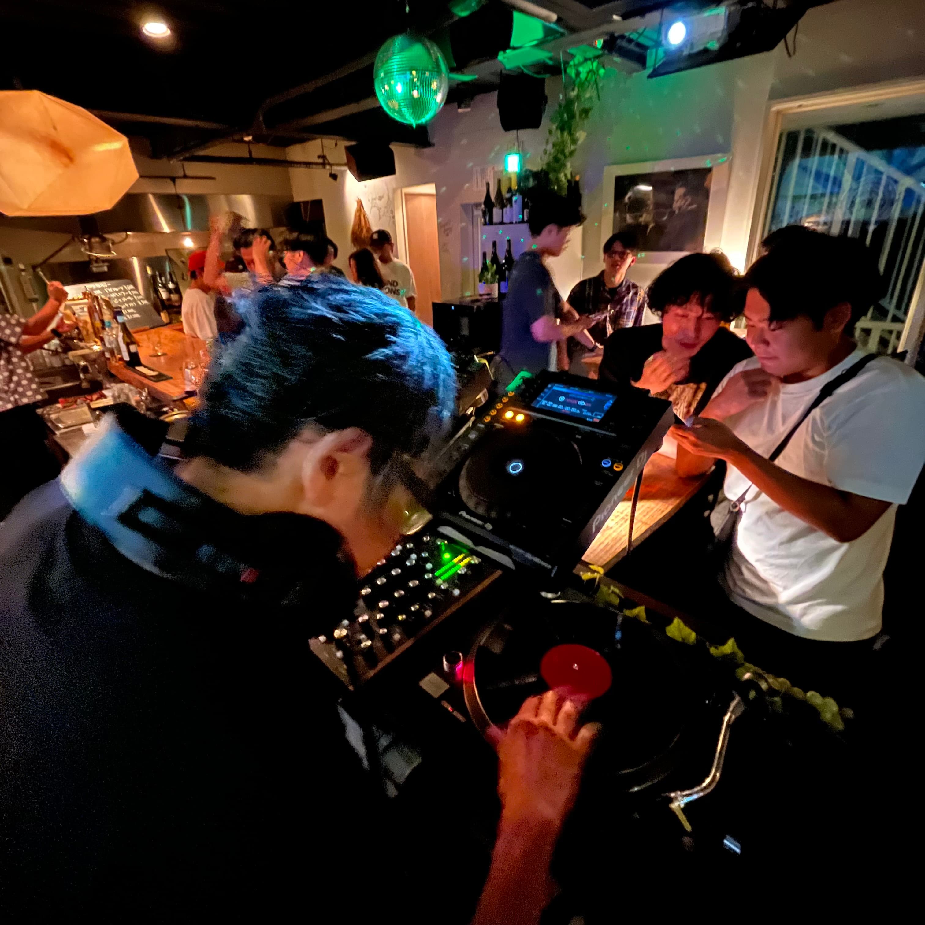 DJブースの様子1