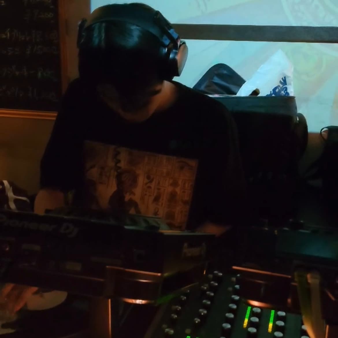 DJブースの様子4