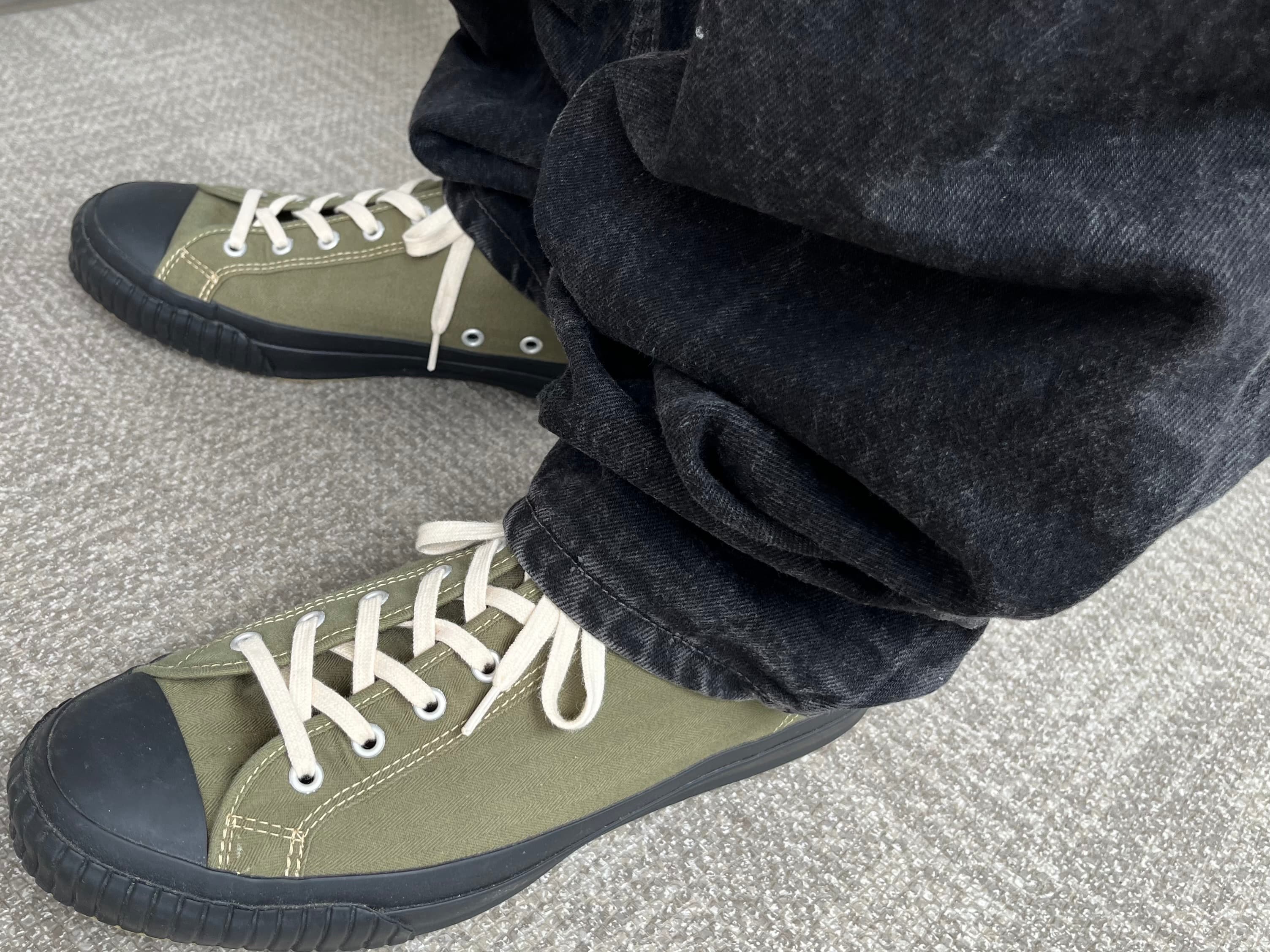 JOHN LOFGREN BOOTMAKERのスニーカーと日本の職人文化 JOHN LOFGREN BOOTMAKERスニーカー 誕生日プレゼント スニーカーカルチャー ファッション職人