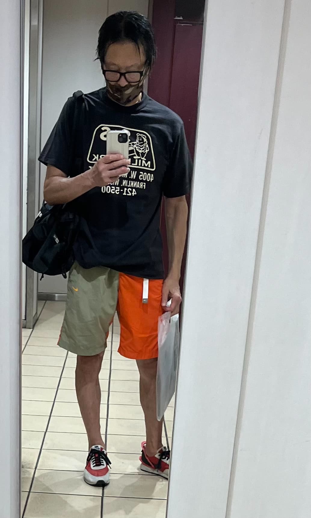 Wearing the WAREHOUSE Lot.4601 tee Wearing the WAREHOUSE Lot.4601 tee